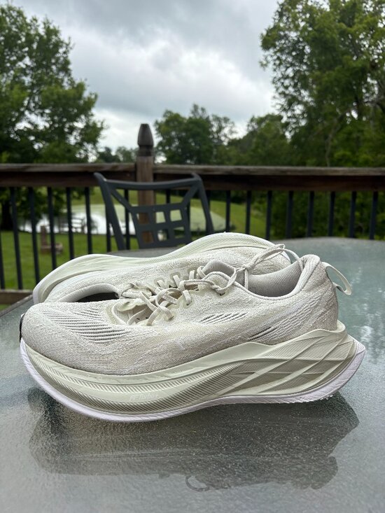 Asics Superblast 2 Shoes Mens Size 10 Beige Running Athletic Sneakers 1013A442 main image 4